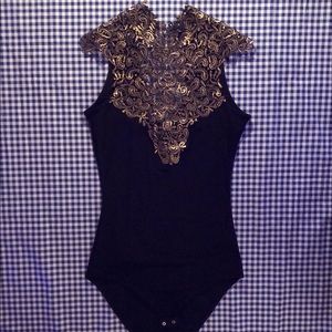 GOLD DETAIL BLACK BODYSUIT 🥂🍾